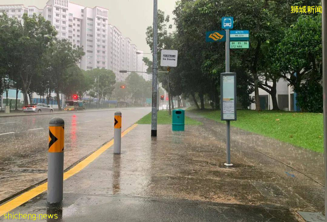 实拍新加坡奇异天象!黑云压境,闪电从天劈下