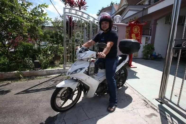 當了20年越堤族,他們終于放棄1:3的兌換率