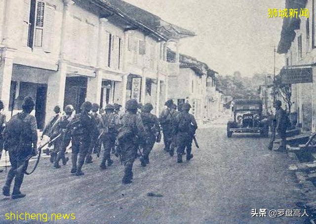 新加坡旧影：1942年日军入侵新加坡要塞的景象 