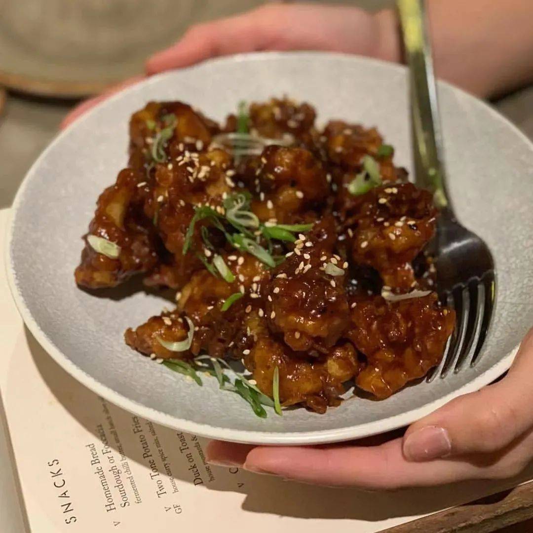 新加坡最像欧洲小镇的小山坡,藏着30多家好吃好玩好逛的文艺感小店