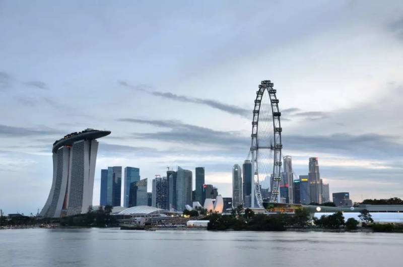 到底是哪些人,在新加坡注冊了公司?比如說新加坡首富