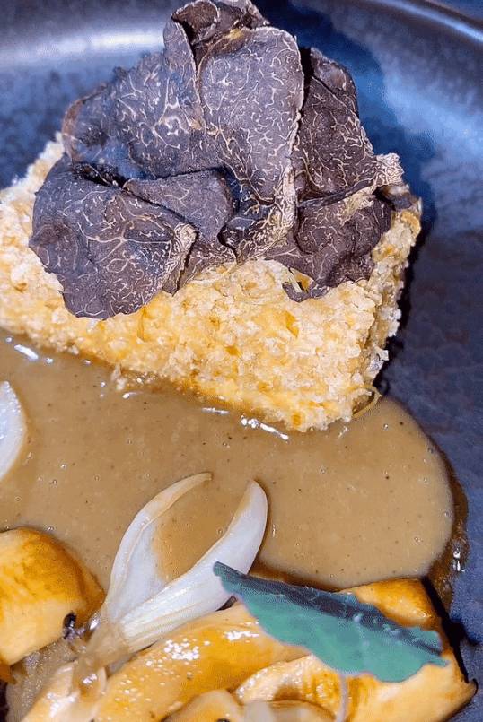 親自打卡!我在烏節路挖到一家超有feel的米其林餐廳