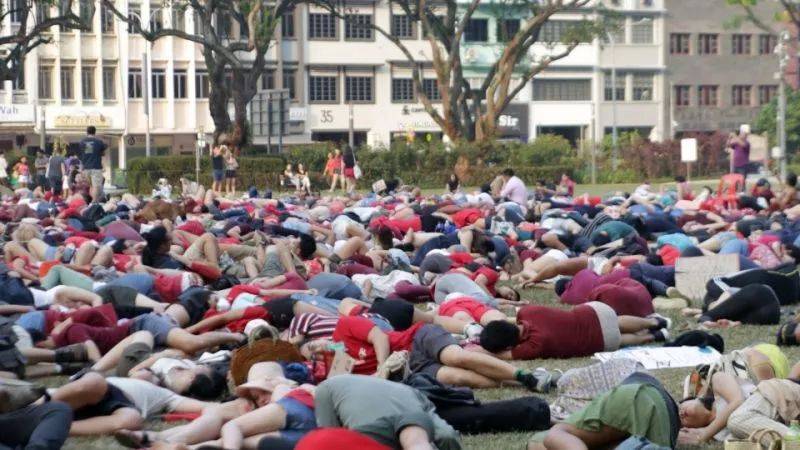 为免受海平面上升影响，新加坡未来要花1000亿美元