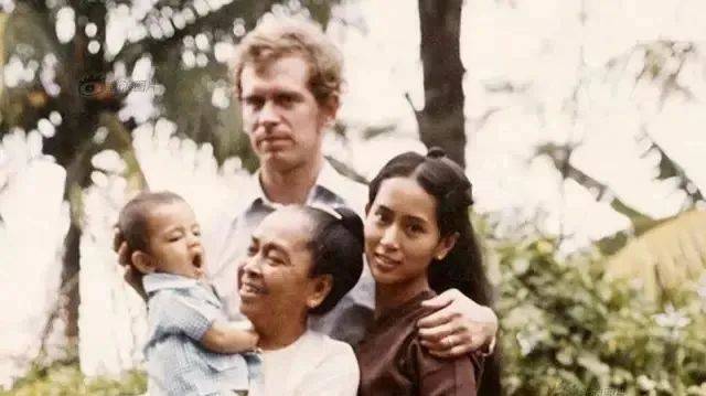 缅甸进入紧急状态!深夜扣押领袖,掐断电视信号!新加坡外交部提醒注意安全