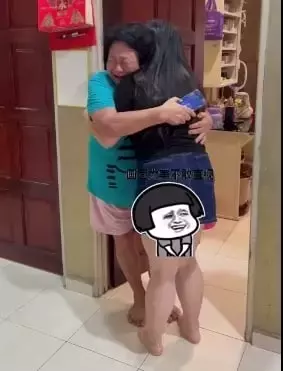 女技术人员“提早”回家 家人惊喜到拥哭