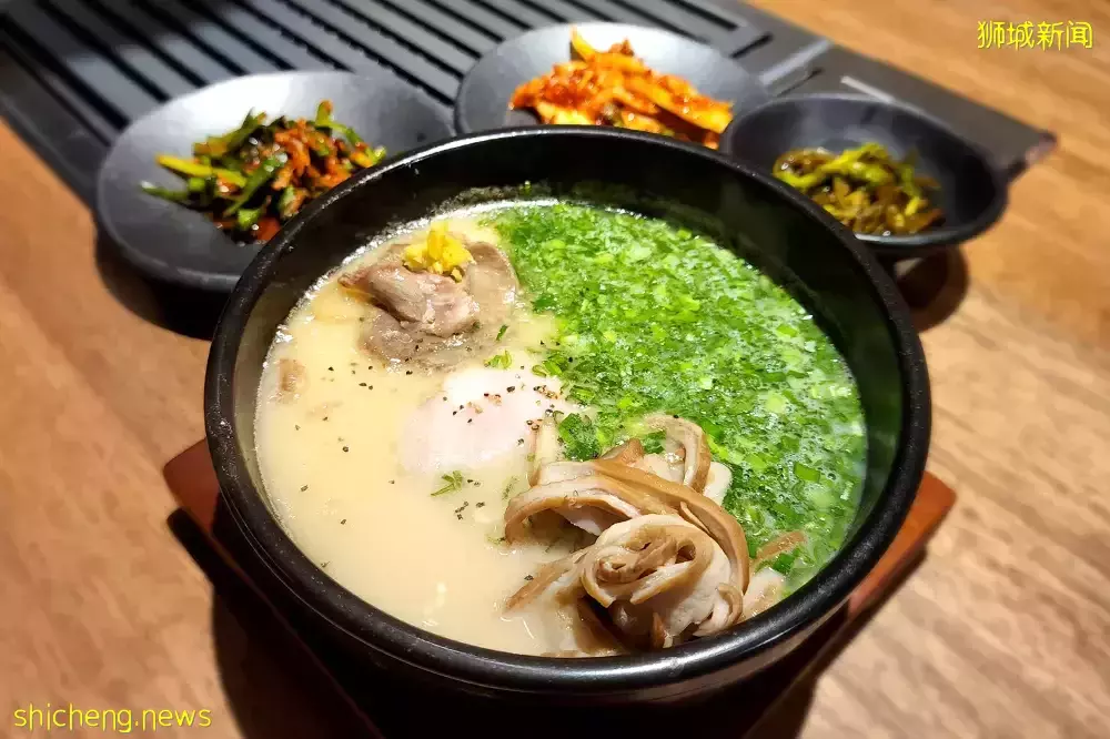 韓國知名餐廳Um Yong Baek開到新加坡！正宗釜山風味豬肉湯飯在新加坡也可以吃到啦
