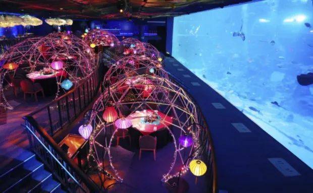 新加坡海洋館餐廳換新裝，真的是年味兒十足