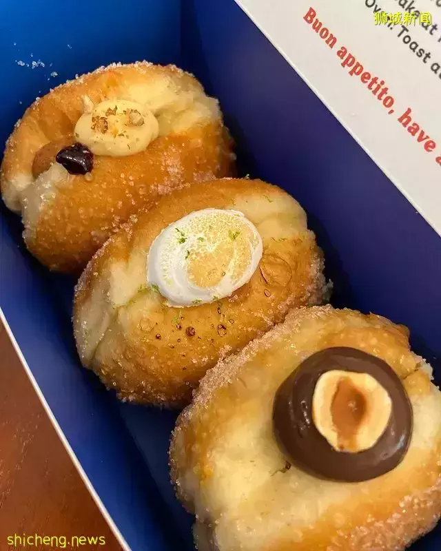 接好糖衣炮弹!盘点新加坡爆浆甜甜圈Bomboloni🍩圆圆鼓鼓外形、内馅满到流心😙