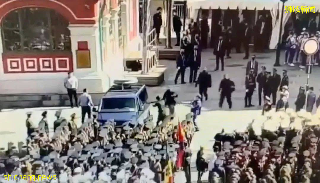 这个新加坡人经历了911恐怖袭击后，幸存！李显龙总理讲话