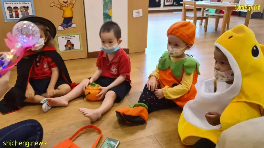 這間新加坡幼兒園火了！西方教育法+中國傳統文化，學編程、京劇