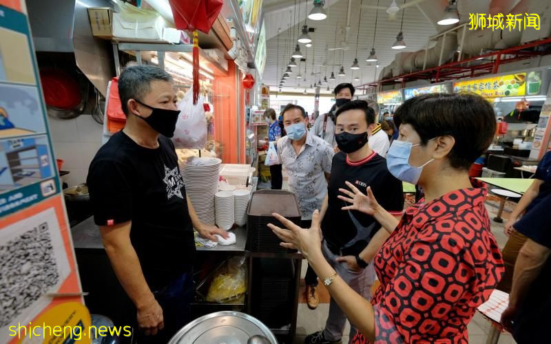 助小贩改善生意 星展银行组织团购和指导小贩数码化