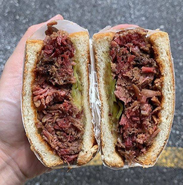 台灣風味早餐店出推出厚肉三明治,價格S $ 7.60起