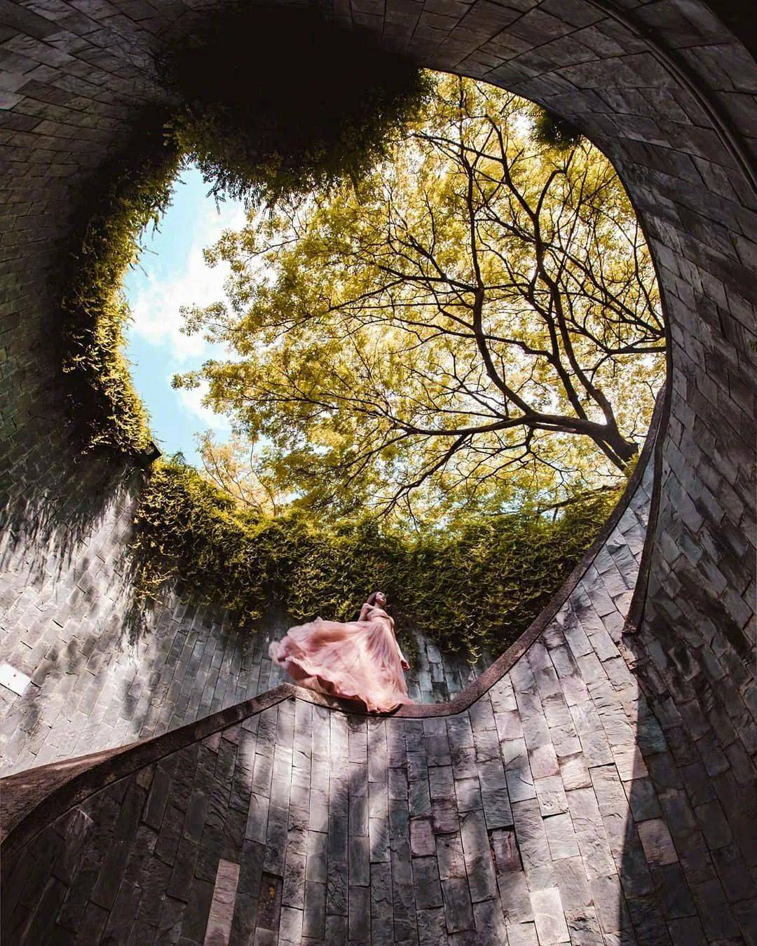 星辰流轉,過往不念,相逢的人還會再相逢