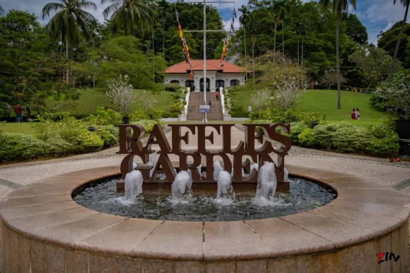 这座网红美照最多的小山,承载着新加坡那段血与火的历史