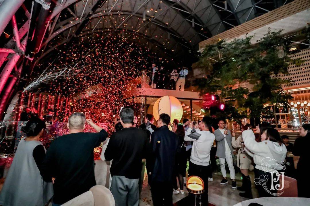 中国这个城市的跨年狂欢夜,让新加坡的我们太羡慕了