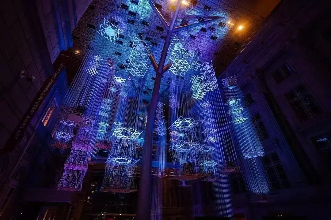 好夢幻!新加坡每年僅一次的璀璨燈光秀亮燈