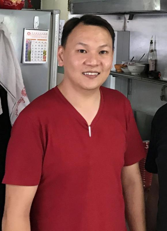 ◤武汉肺炎◢ 狮城小贩拟重穿护士服 上前线对抗疫情