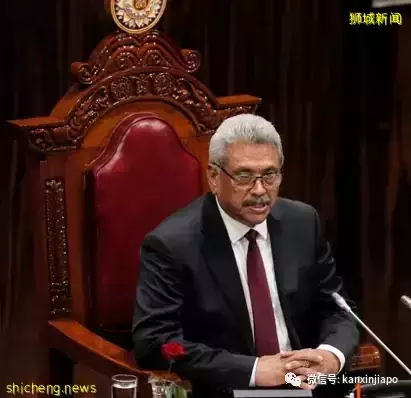 真是末世了吗?堂堂一国总统竟被迫“润”新加坡