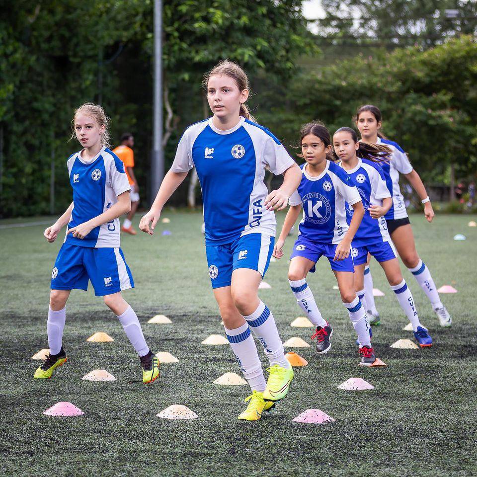 4歲就可以開始學足球~新加坡18家足球俱樂部，有離你最近的嗎