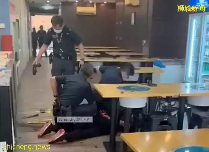 曝更多內幕！震驚新加坡的46歲黑衣男砍殺前妻事件，細思極恐