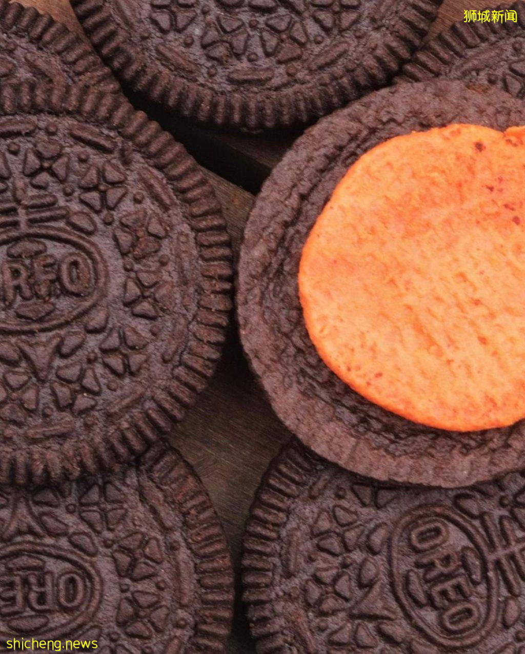 万圣节应景饼干🎃 Orange口味奥利奥你试过了吗⁉️ 夹心奶油清新酸甜,还带有气泡感🤤