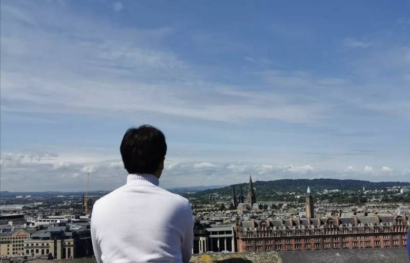 从新加坡到英国，曾在高盛工作的他拿下LBS、牛津金融offer