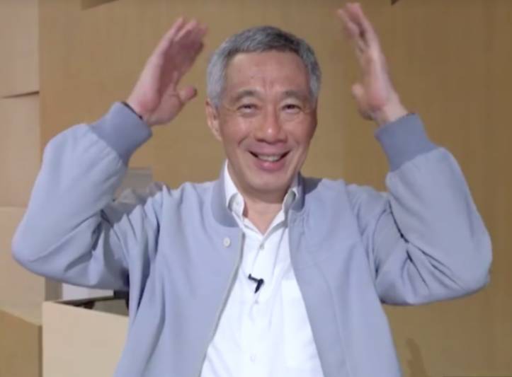 新奇!新加坡部長間流行做“俯臥撐”,女部長也來挑戰