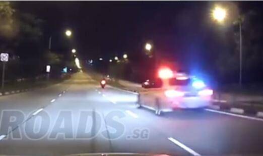 可怕!新加坡凌晨上演“警匪激战”,追、卡、别、堵如大片