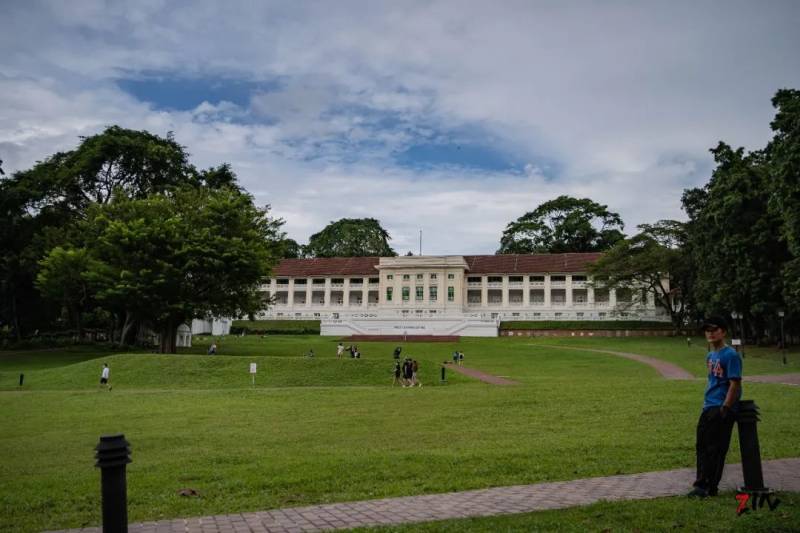 这座网红美照最多的小山,承载着新加坡那段血与火的历史