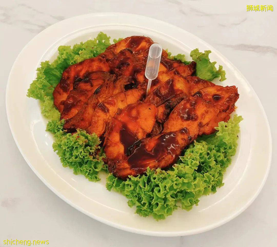 知名本地白米粉联手麻辣小龙虾,今年圣诞最佳气氛组