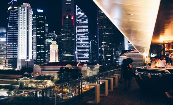 跨年去哪兒？來新加坡這幾家skybar, 360°俯瞰超級無敵夜景