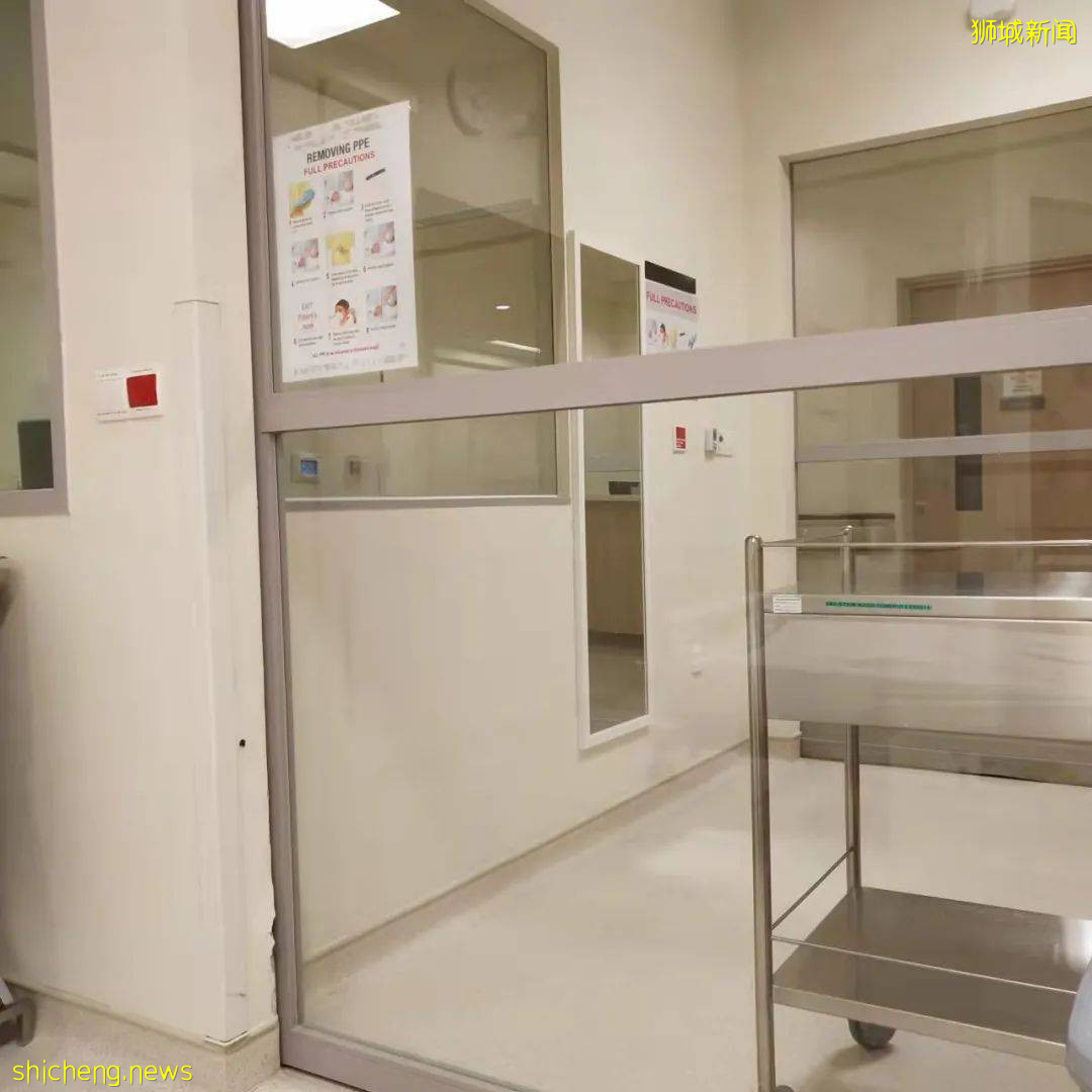 “害怕!我在新加坡刚打完疫苗就检测出新冠,直接被留在了医院……”