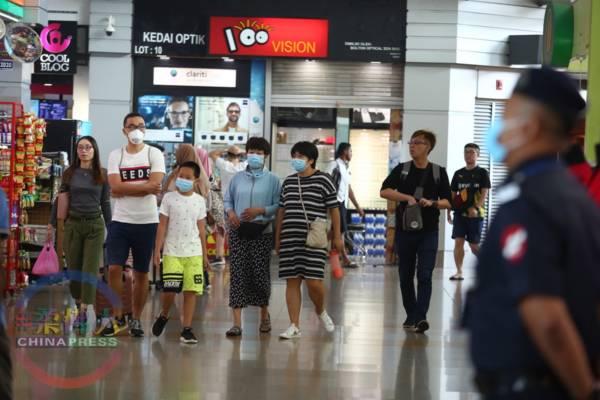 ◤武汉肺炎◢新山2关卡增体温检测器 通关时间预计增加