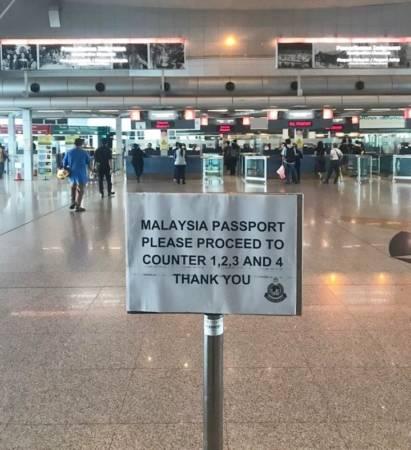 ◤武汉肺炎◢超级星期五人多爆场 关卡为国人开6通关柜台