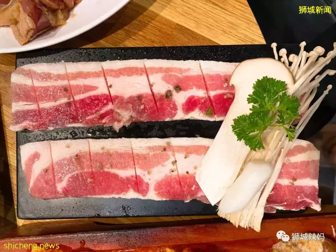 超難約!紅遍新加坡的韓國大排擋,爲什麽排隊6小時也要去吃