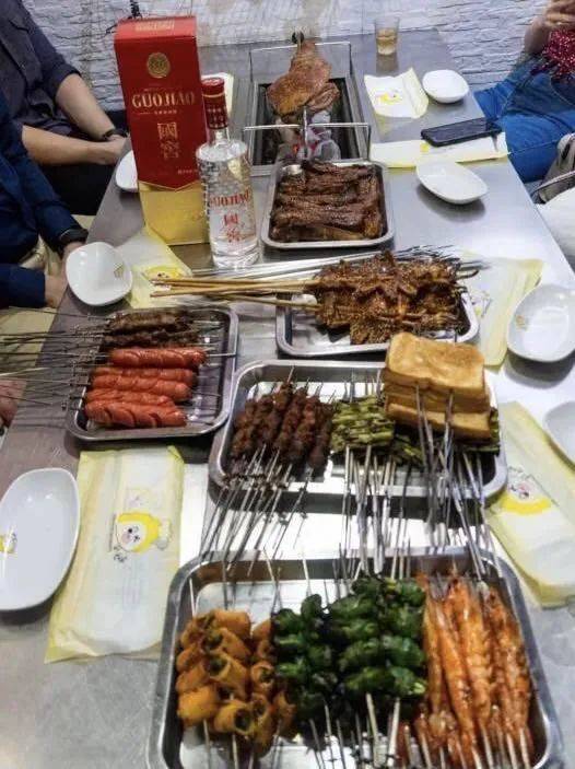 夜宵聚會去哪裏？盤點新加坡最好的中式燒烤餐廳