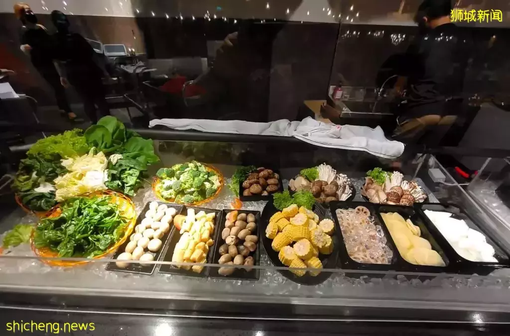 只要S$22.80起的火鍋燒烤自助！無限量海鮮&肉類吃到爽