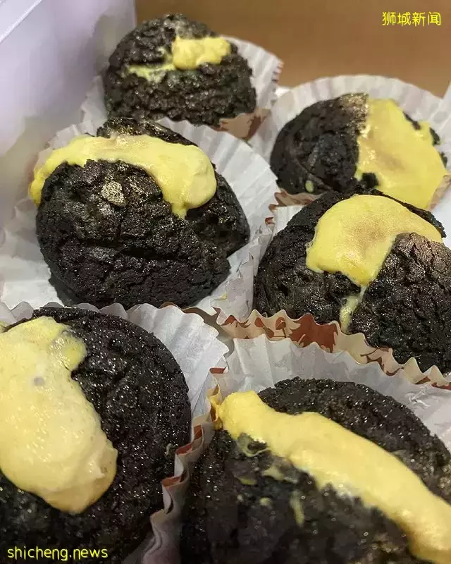 网友力推Everton Park烘焙小店Morimori Yogashi🥖招牌大蒜芝士面包+猫山王泡芙,馅多味佳👍