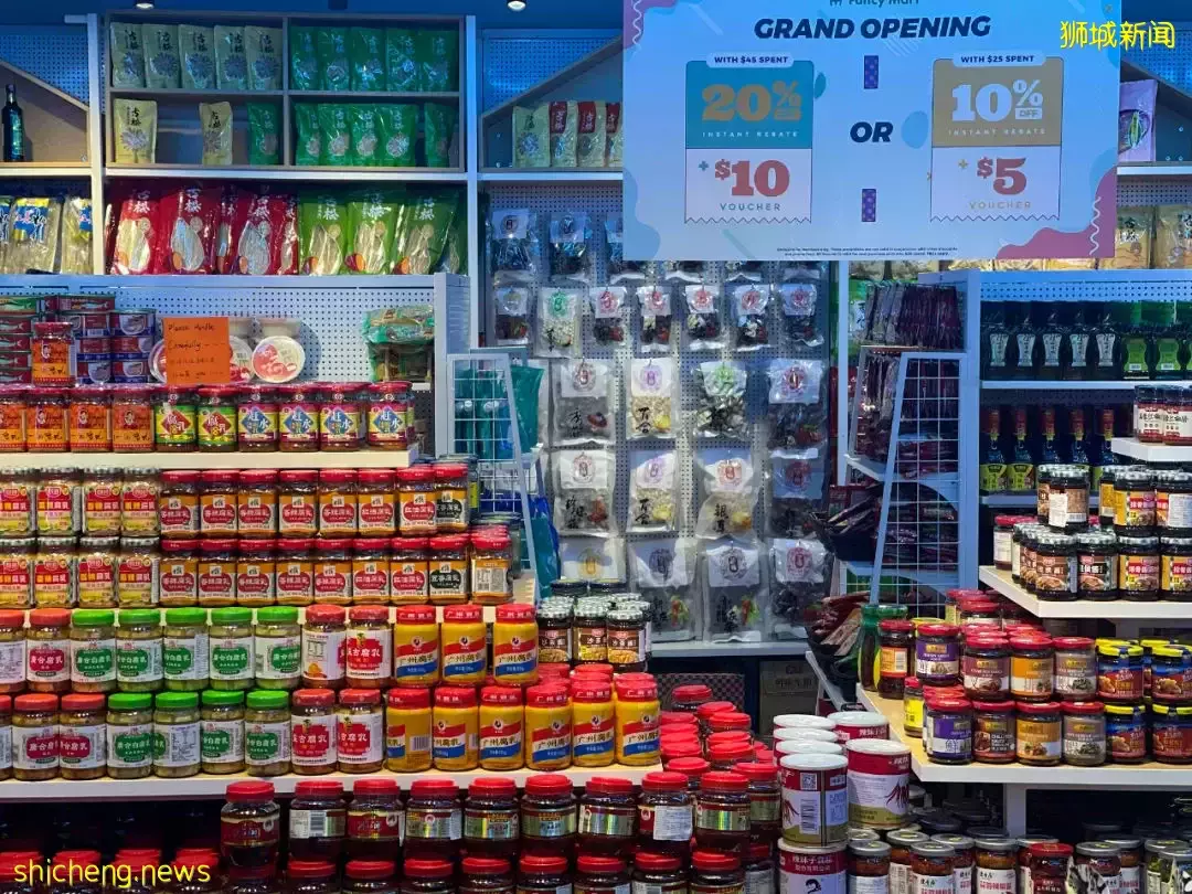 新加坡鸡肉鱼肉价格飙涨!他们排起长长长队,只为吃上这一口饭