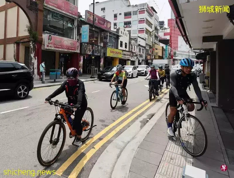 边界重开首长周末    狮城人越堤新山骑行乐