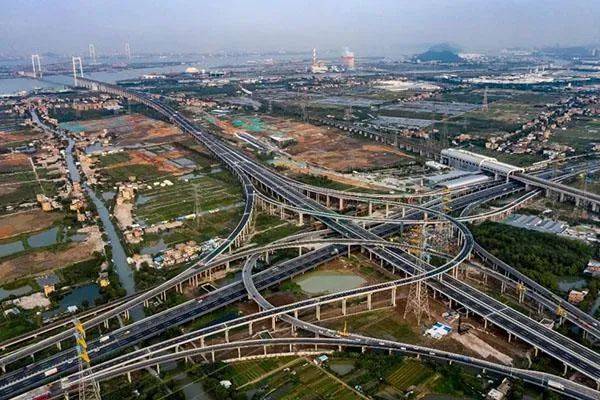 部長曝新隆高鐵取消內幕!新加坡每25套房子中,就有一套是中國制造