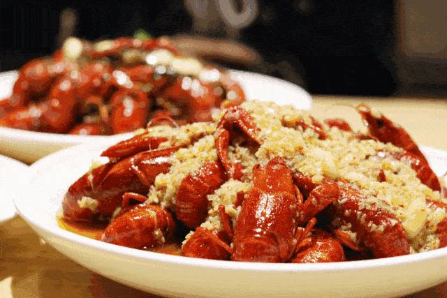 新加坡這家海鮮音樂餐廳要火！人均不到$40，還有現金紅包免費領