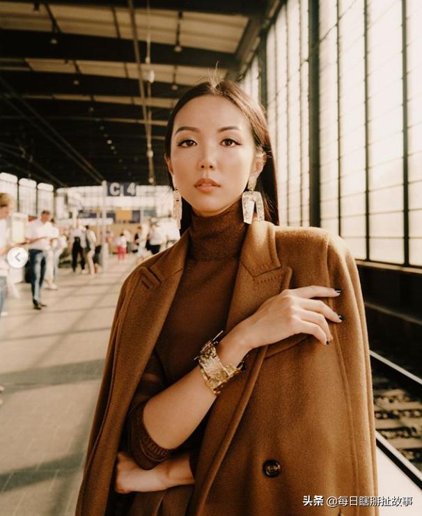 关注不断上升的新加坡亚裔时尚博主，所有小个子的暖心穿搭指南