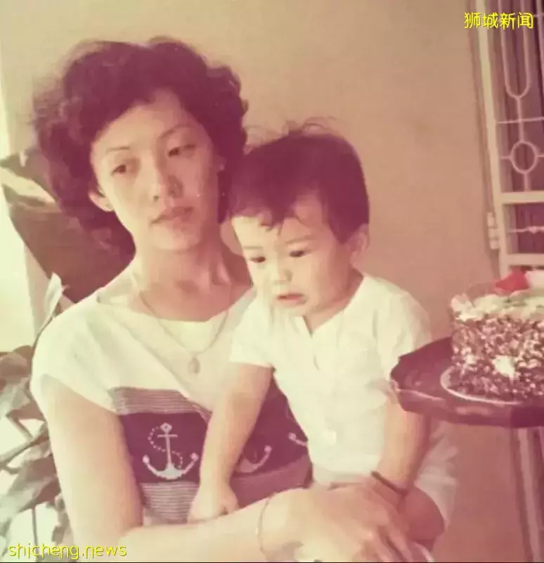 上载亡母生前视频 王冠逸无限思念