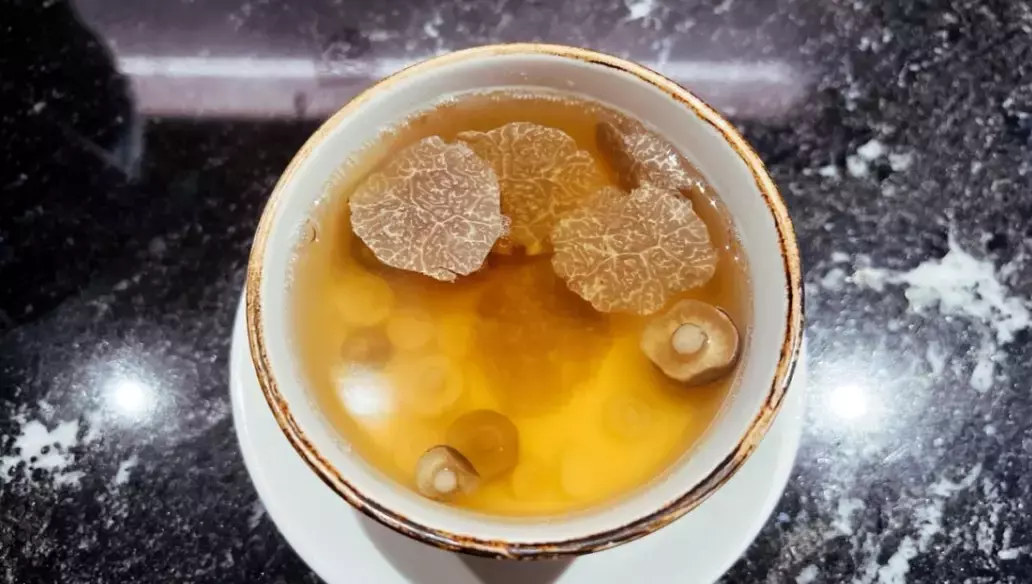 新加坡这家颜值满分的创意亚洲菜,你绝对没吃过