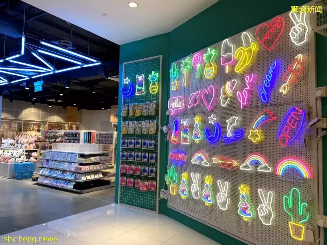 新加坡鸡肉鱼肉价格飙涨!他们排起长长长队,只为吃上这一口饭