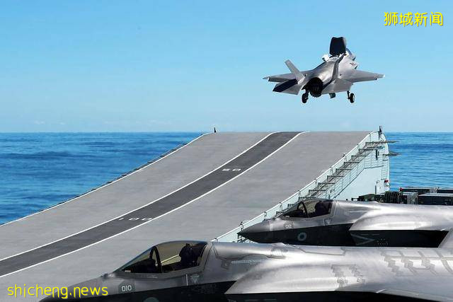 英国航母离开南海，随即访问新加坡，疫情肆虐面临挑战，自寻烦恼 