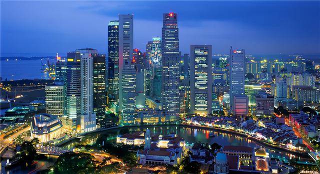 华语为何不能作为新加坡国语?李光耀:那会是个错误