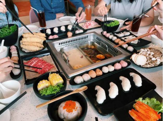 新加坡烏節路超100家美食打折、名牌鞋包買一送一