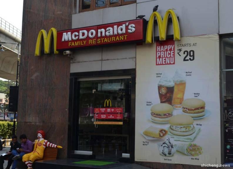 新加坡麦当劳4个分店中，5个员工感染！不知源头感染者成倍增加